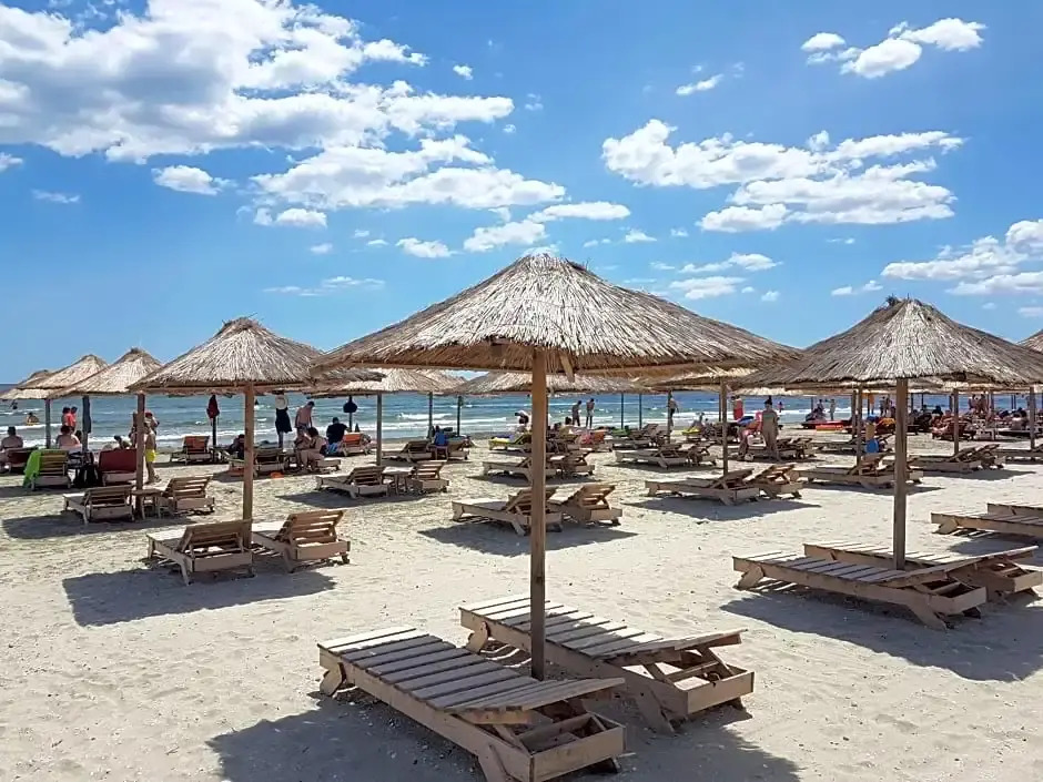 Onix Blue 17 - Mamaia Nord