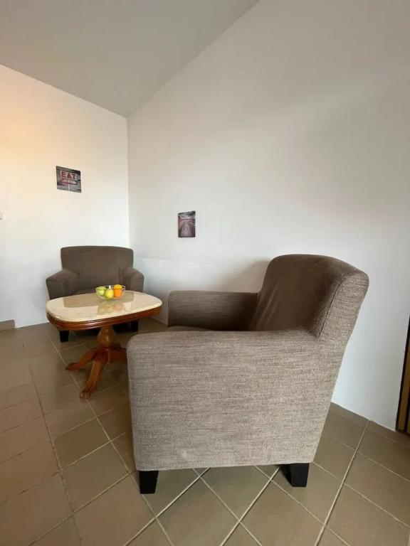 Apartment 77