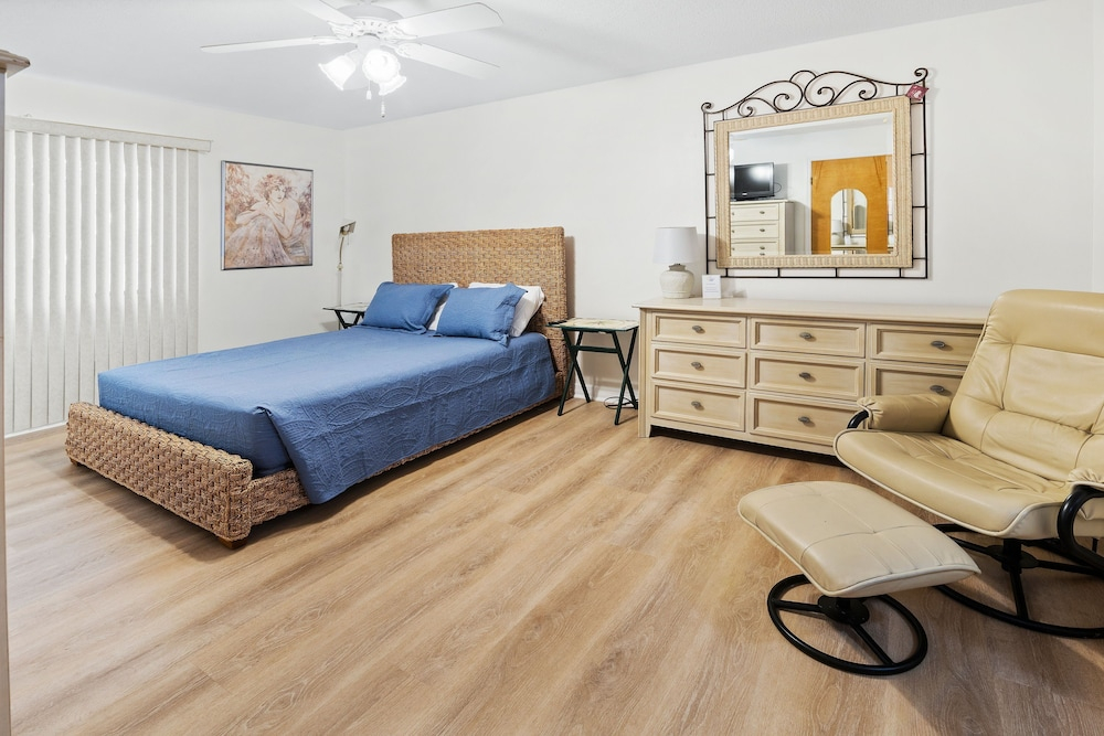 Sea Woods Home 4205