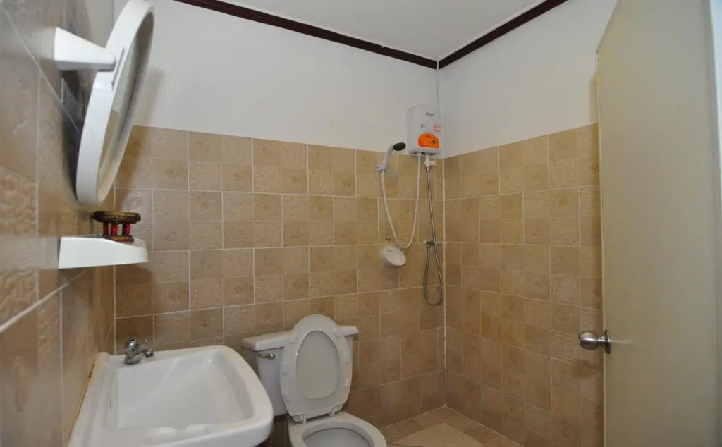 Bluewhale Guesthouse