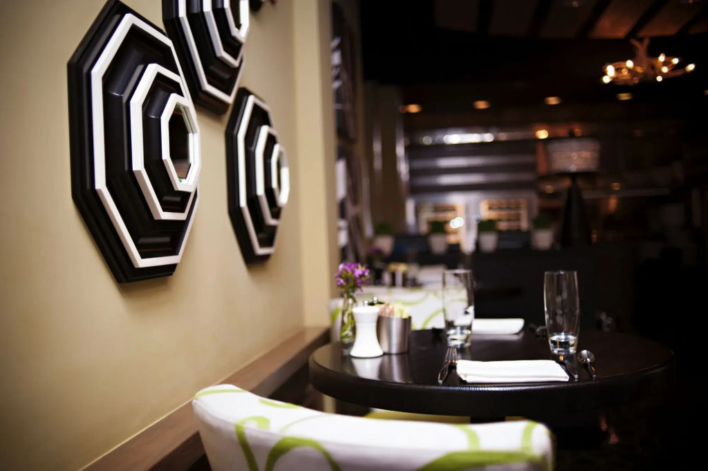 Oxford Hotel Bend