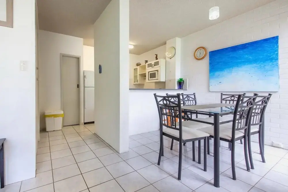 Villa Ellisa, Unit 1/10 Columbia Close