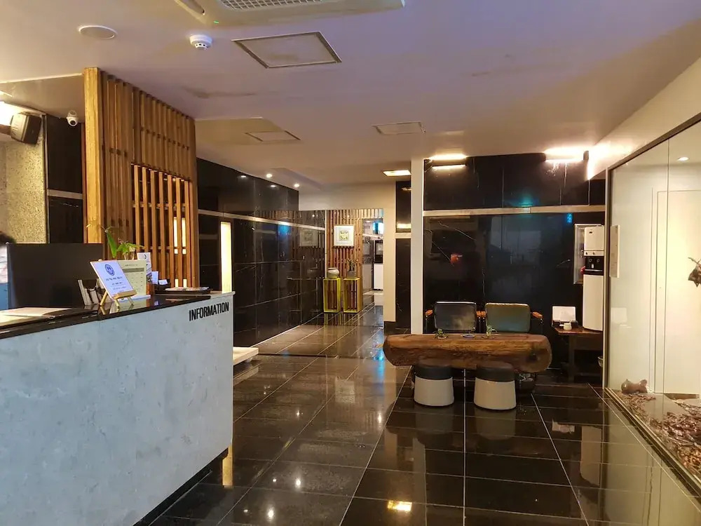 Busan Station Bandal Hotel