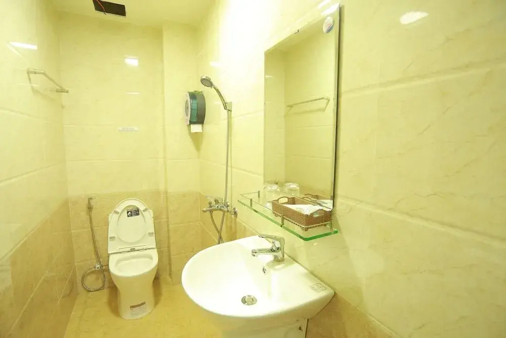 Dalat Hoa Nang Hotel
