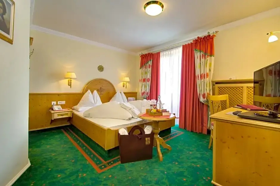 BOUTIQUE-HOTEL BAUER - inklusive Winter Mobility Ticket und inklusive Sommer Joker Card und Sommer Mobility Ticket