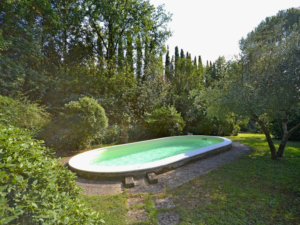 Villa with Private Swimming Pool in Hills near Cortona