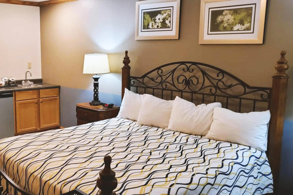 Coratel Inn & Suites by Jasper McCook