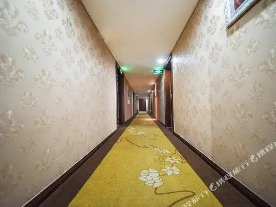 Yunze Hotel