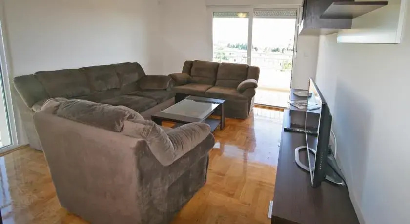 Apartments Doroteja