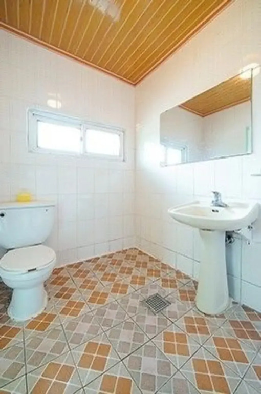 Pocheon Lakeside White House Pension