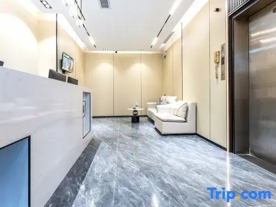 Yimi Hotel (China South City Shangmugu Subway Station)