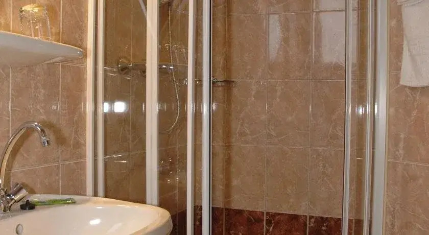Hotel Sugas