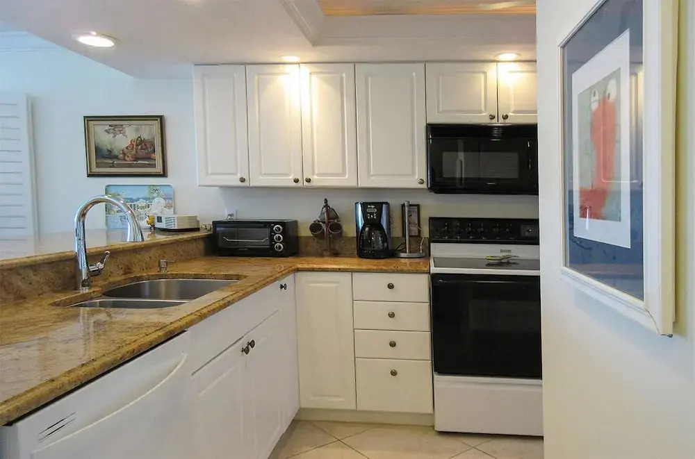 Sunset Condo #805 2 Bedrooms 2 Bathrooms Condo