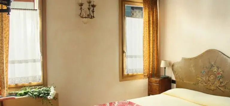 San Simeon Apartments