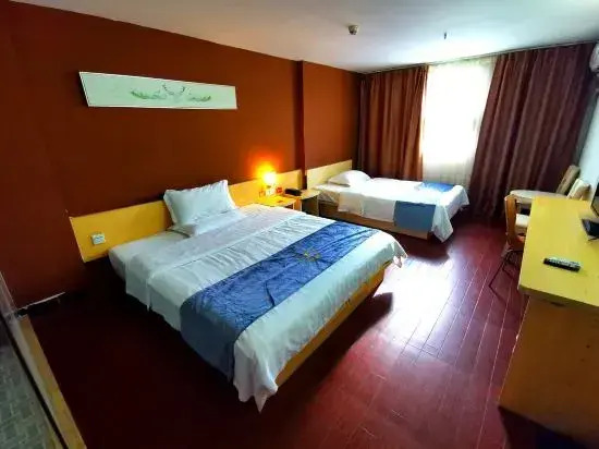 7 Days Inn Shenzhen Longgang Dafen Oil Painting Village Branch