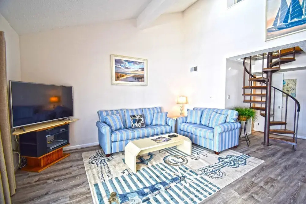Surfside 60 Unit 303 - 3 Br Condo