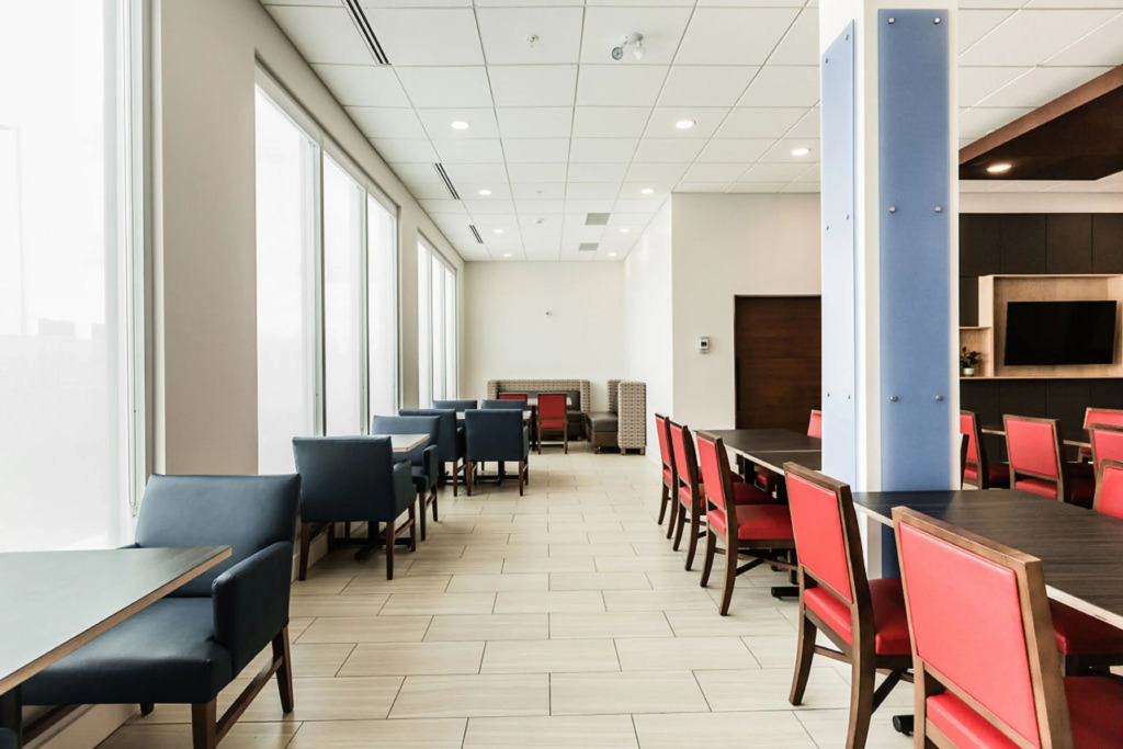 Holiday Inn Express & Suites Edmonton N - St Albert by IHG