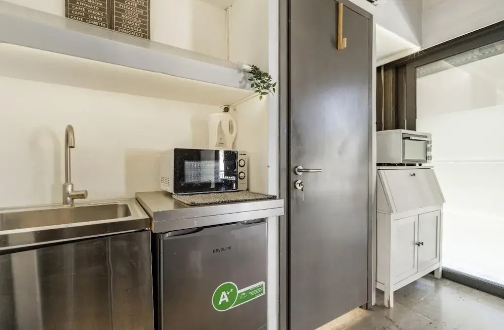 Impeccable 3-bed Apartment in Athens