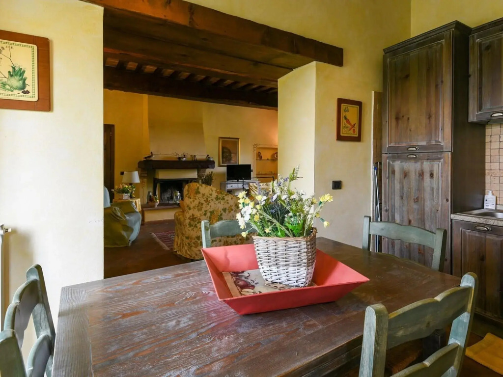 Valley-View Holiday Home in Celle Sul Rigo near Hot Springs