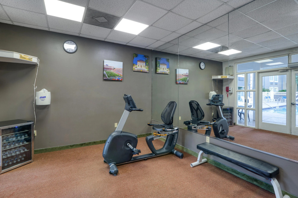 HOM Hotel Gainesville, SureStay Collection by Best Western