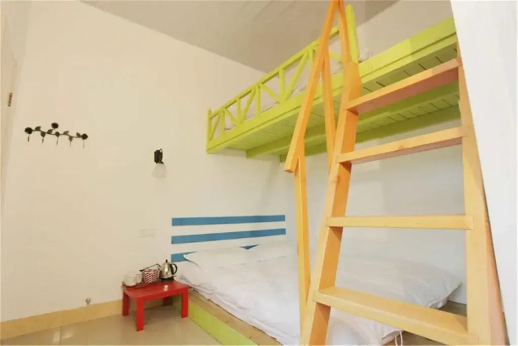 Zeng Cuo An Nuo Mi Hostel