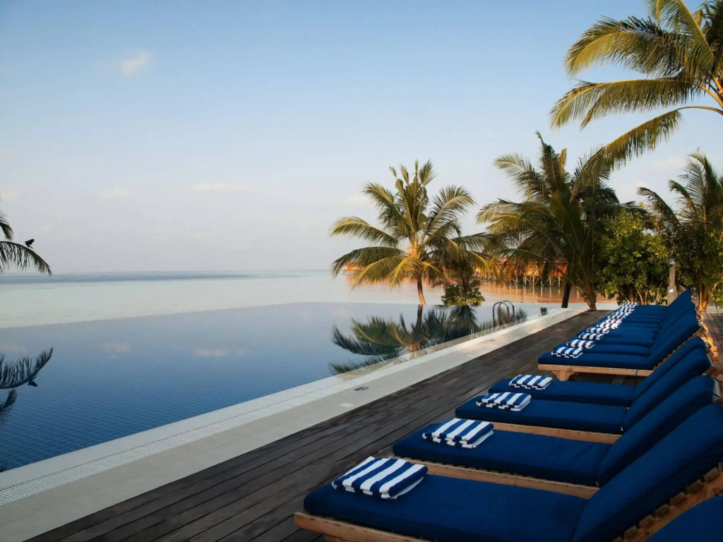 Vilamendhoo Maldives Resort Island
