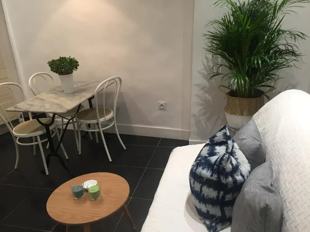 Sainte Apartments