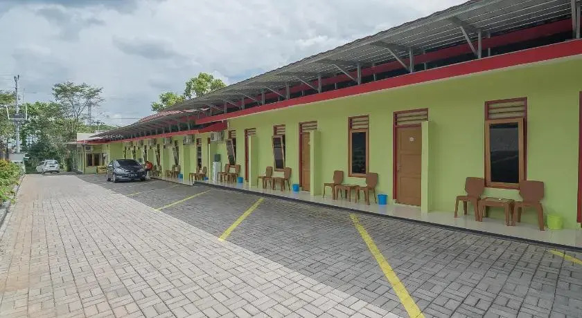 RedDoorz near Kampus UMP Purwokerto