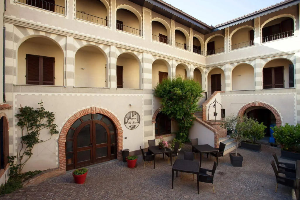 Le Torri - Castiglione Falletto