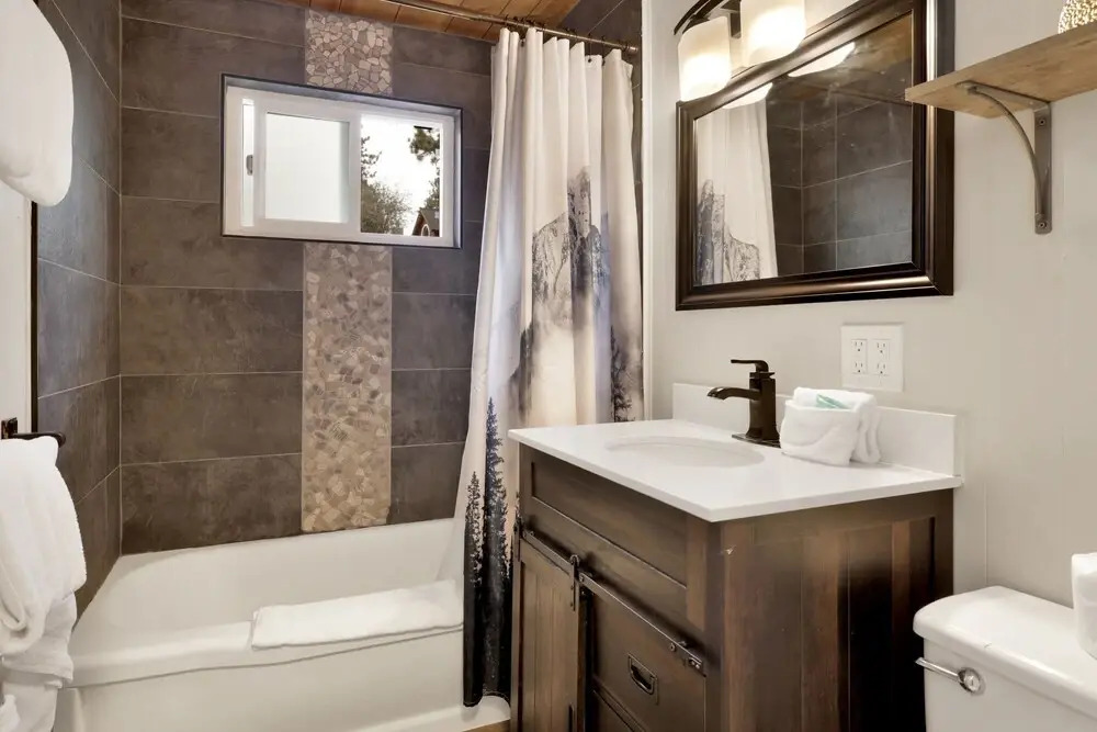 2134-ursa Major 2 Bedroom Home by RedAwning