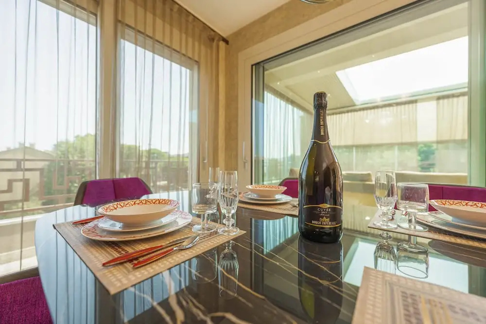 Venice New Luxury Penthouse with parking