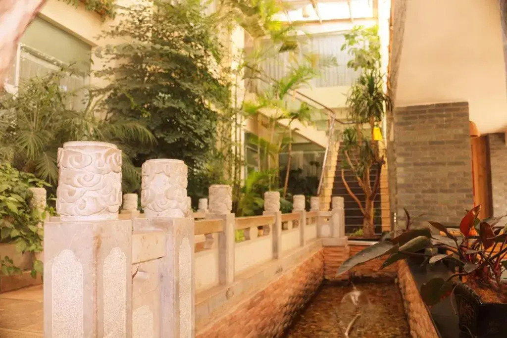 Kunming Jiong/Homes Garden Hotel