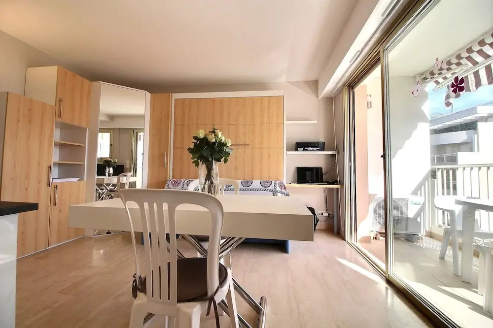 VANEAU - Très joli Lerins studio vue mer rénové
