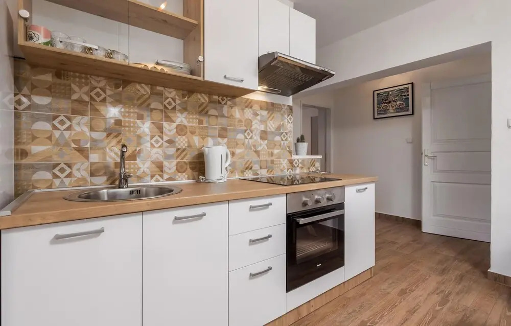 Stunning Apartment in Cres With Wifi and 2 Bedrooms