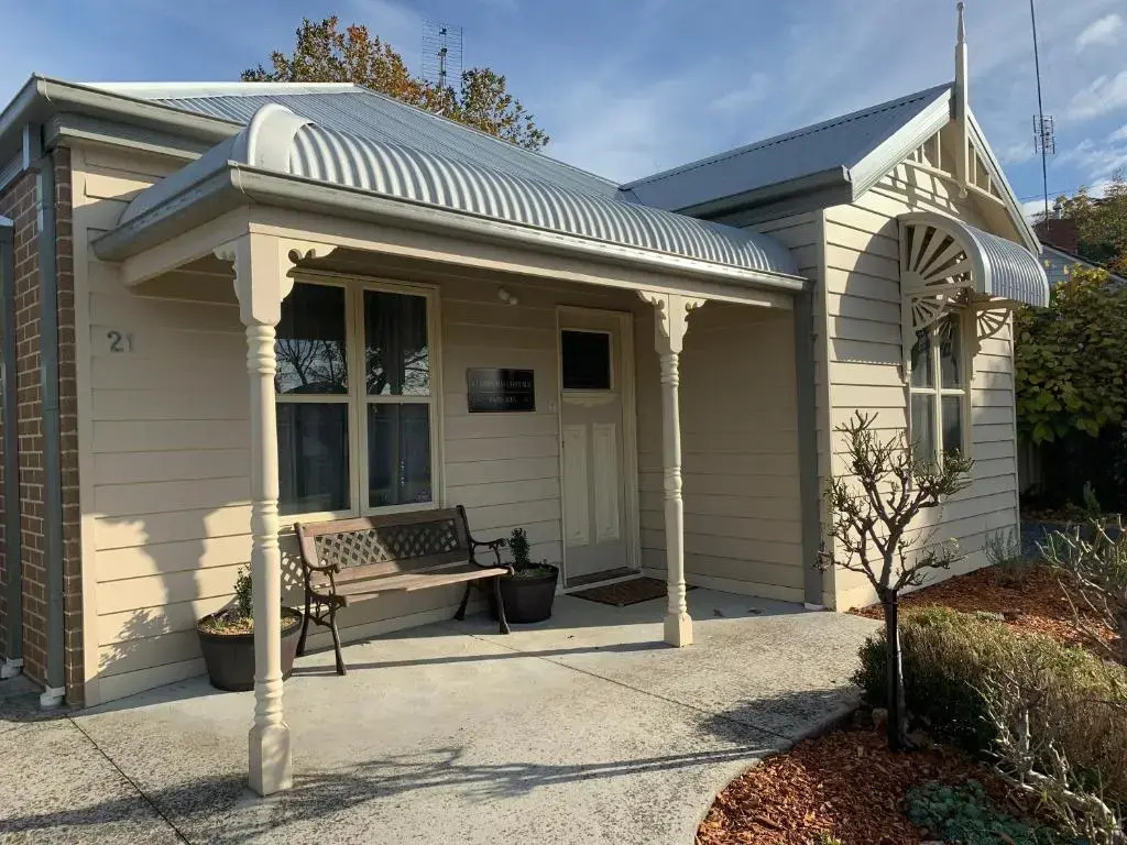Elmsford Cottage
