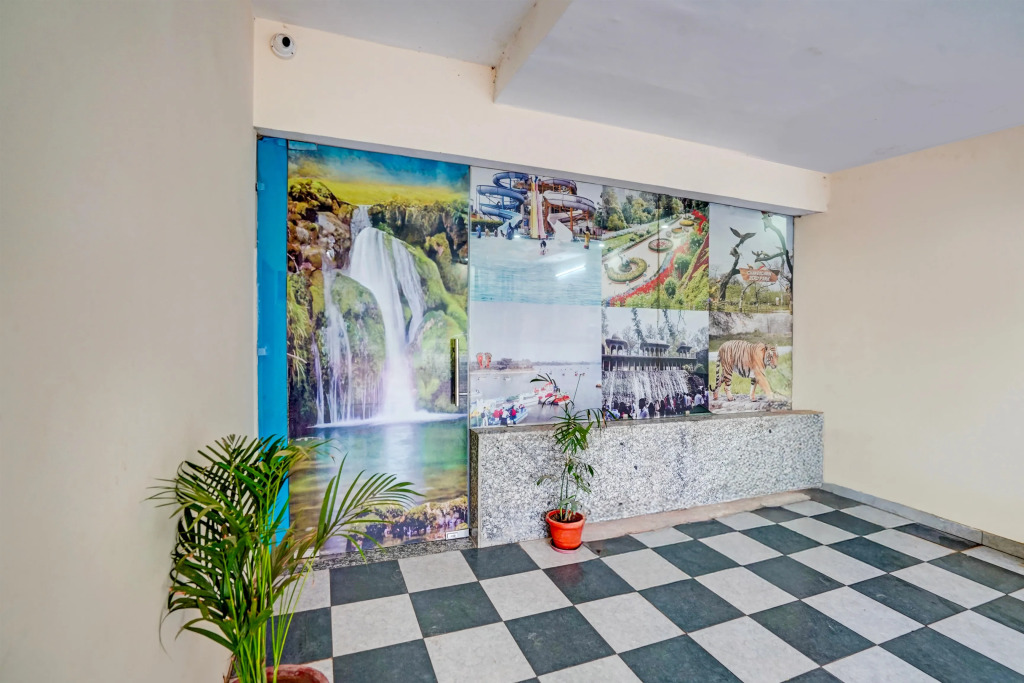 Super Hotel O by OYO Sector 52 Chandigarh ISBT Road Formerly Hari Residency