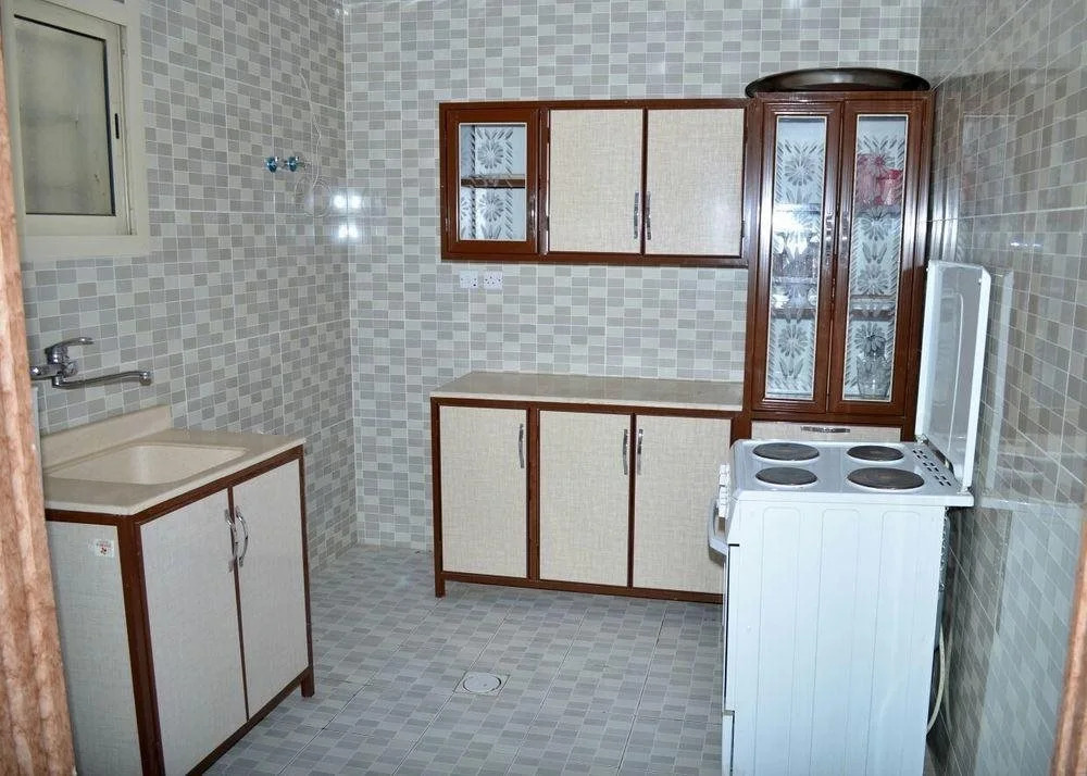 Omseyat Al Sharq Furnished Units 3