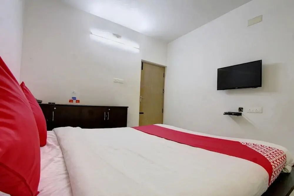Sky Hotels by OYO Rooms