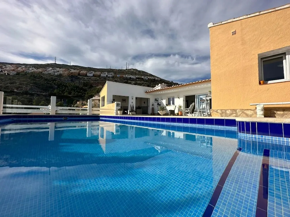 Casa Helena Cumbre - Incredible views! Villa with private pool