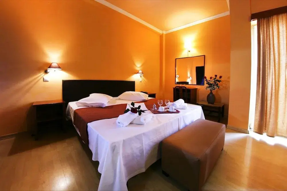 Grand Hotel Loutraki