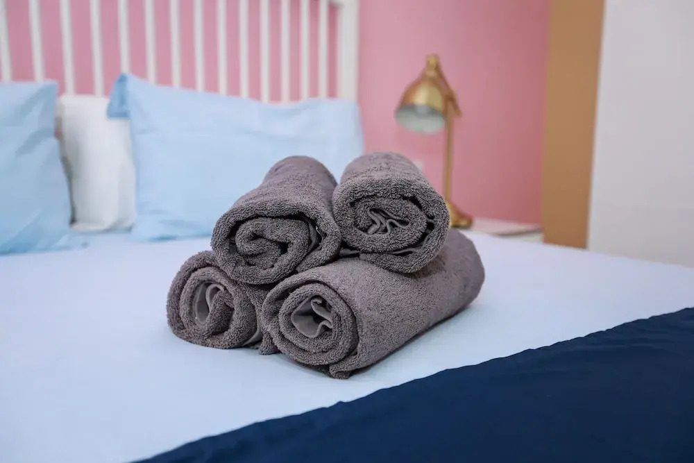 Rupertiti Perloto by Comfortable Luxury