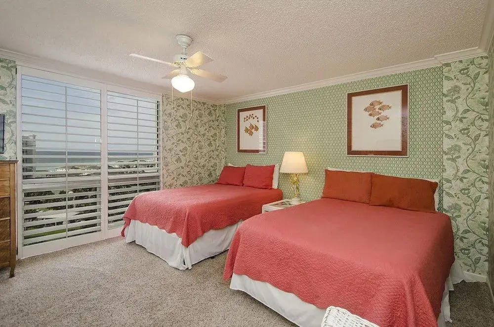Shoreline 3111 Condo by RedAwning