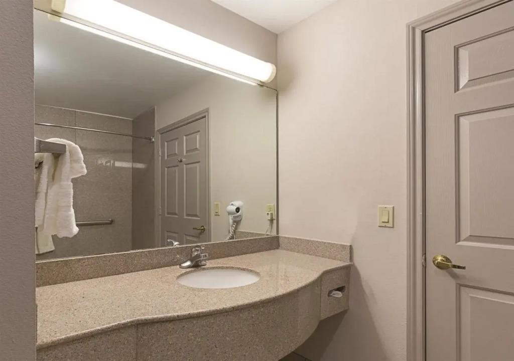 Kemah Edgewater Hotel, SureStay Collection by Best Western