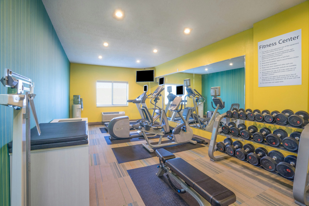 Holiday Inn Express Hotel Howe / Sturgis by IHG