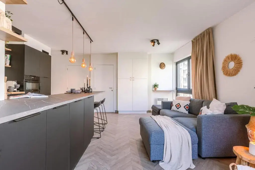 Charming corner apartment close to the beach