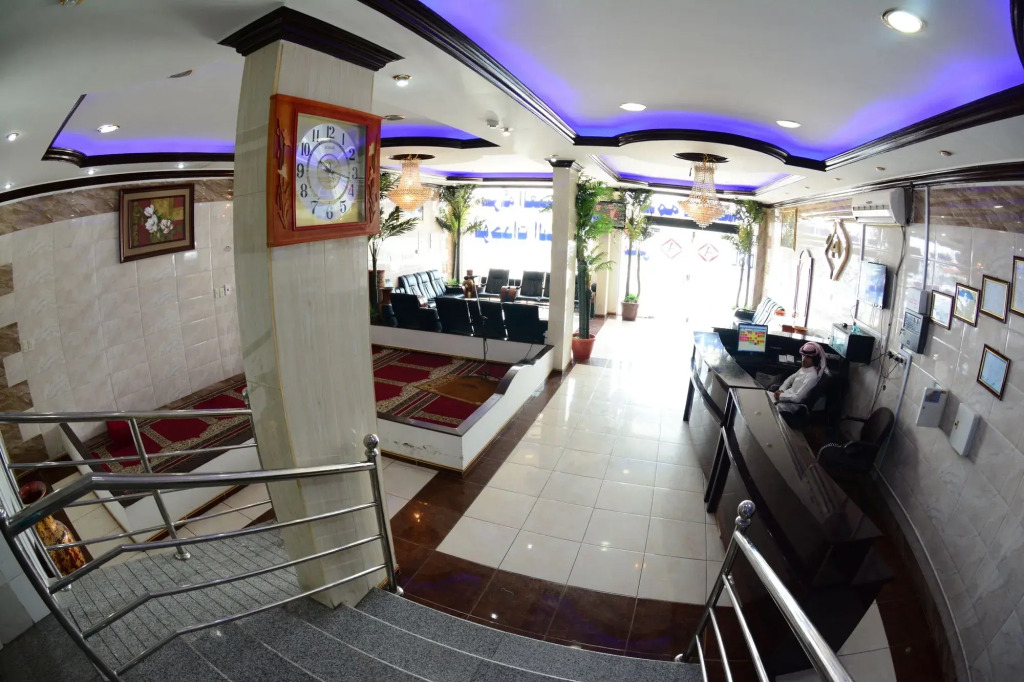 Al Eairy Furnished Apartments Dammam 2