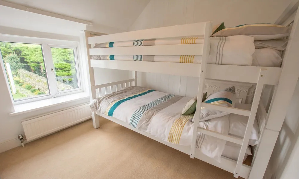 Bridge Cottage Croyde 3-4 Bed, Sleeps 8, Hot Tub