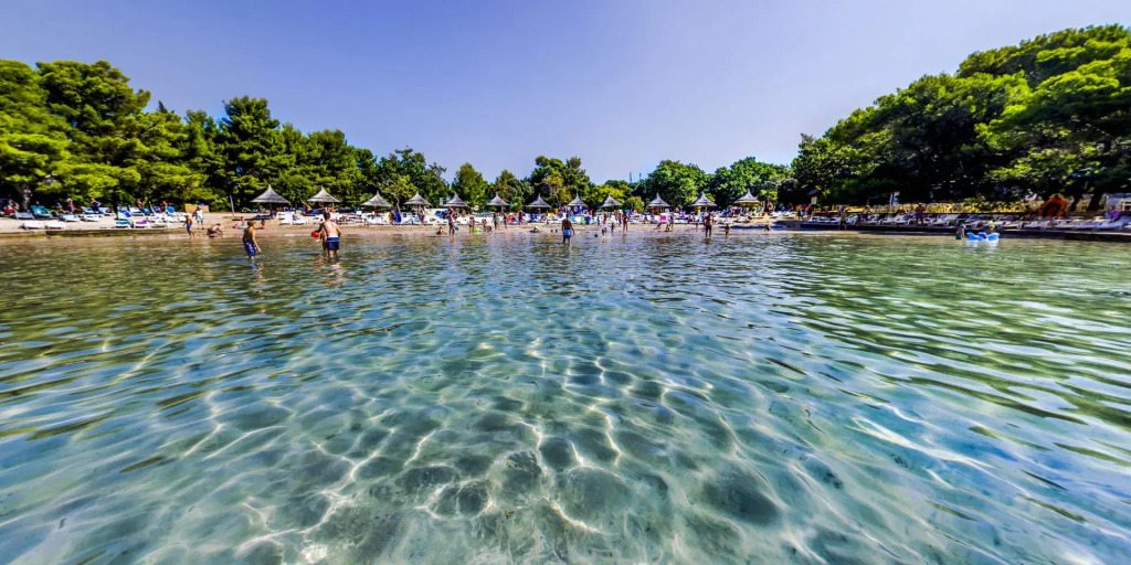 Pine Beach Bungalows all inclusive