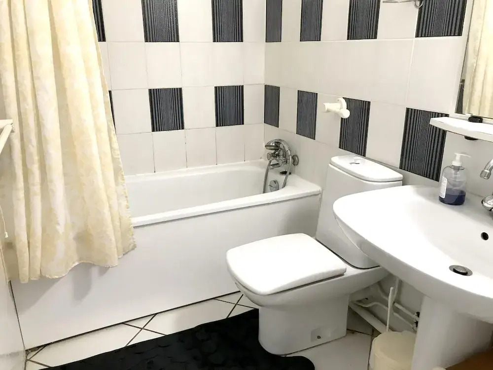 Studio in Pointe-à-pitre, With Wonderful sea View, Pool Access, Furnis