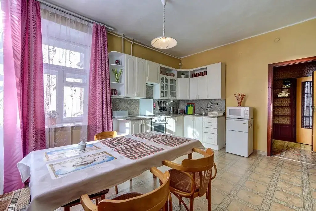 Longo Apartment Nevskiy 112